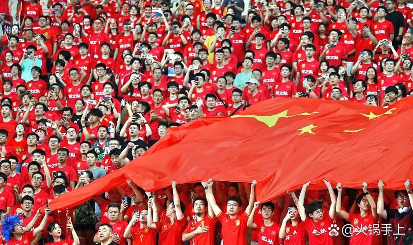 中国国家足球队队员共同祝福党的生日 中国国家足球队队员共同祝福党的生日