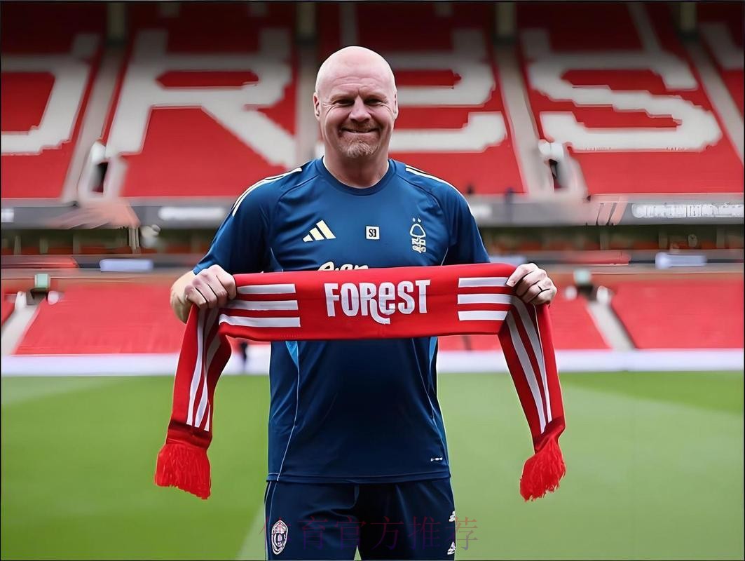 又一场3-0！英超54岁名帅力挽狂澜：7场4胜 带队双线狂奔